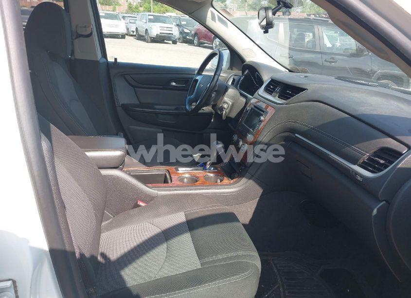 Photo 5 of 2014 Chevrolet Traverse 1LT (VIN 1GNKRGKD8EJ332302)