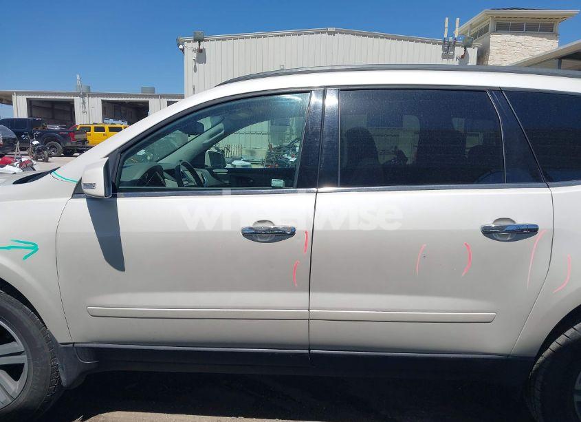 Photo 14 of 2015 Chevrolet Traverse 1LT (VIN 1GNKRGKD8FJ100378)