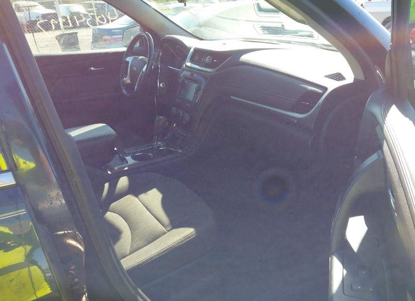 Photo 5 of 2015 Chevrolet Traverse 1LT (VIN 1GNKRGKD8FJ155235)