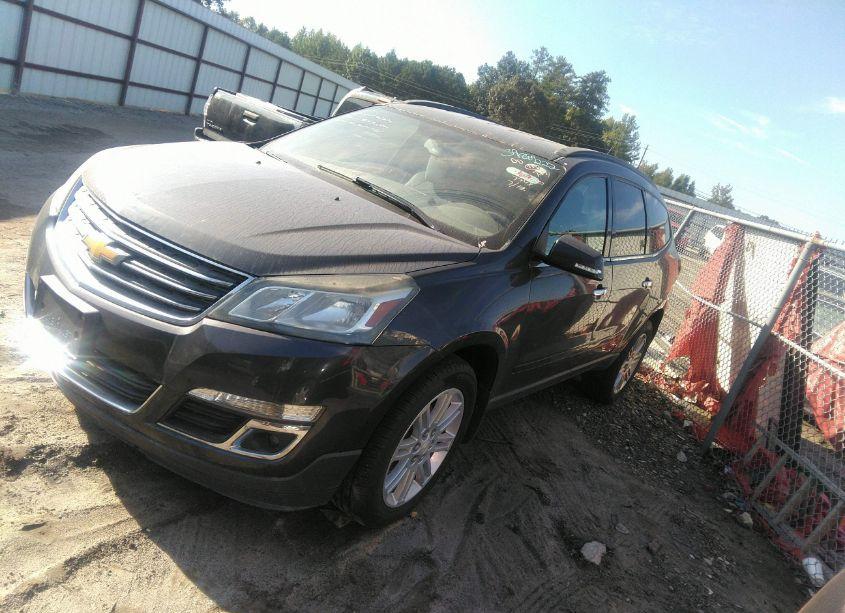 Photo 2 of 2015 Chevrolet Traverse 1LT (VIN 1GNKRGKD8FJ232640)