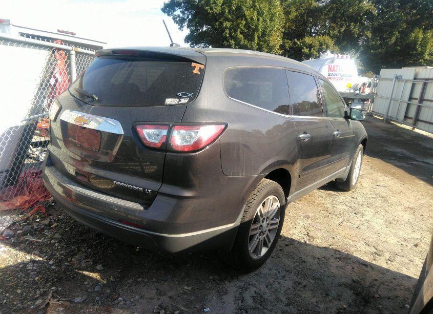 Photo 4 of 2015 Chevrolet Traverse 1LT (VIN 1GNKRGKD8FJ232640)