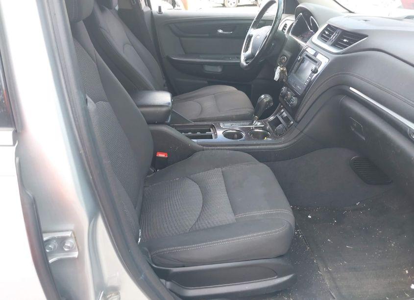 Photo 5 of 2015 Chevrolet Traverse 1LT (VIN 1GNKRGKD8FJ240589)