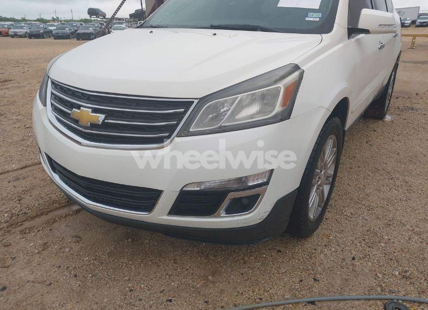 Photo 6 of 2015 Chevrolet Traverse 1LT (VIN 1GNKRGKD8FJ267419)