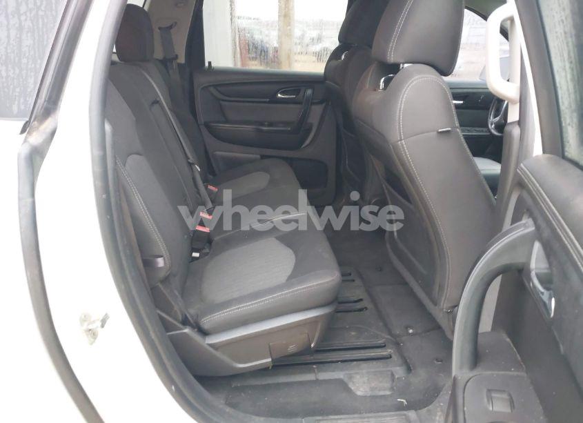 Photo 8 of 2015 Chevrolet Traverse 1LT (VIN 1GNKRGKD8FJ267419)