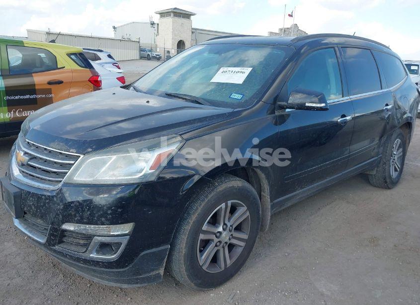 Photo 2 of 2016 Chevrolet Traverse 1LT (VIN 1GNKRGKD8GJ249603)