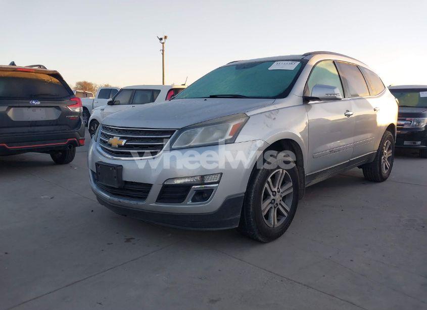 Photo 2 of 2016 Chevrolet Traverse 1LT (VIN 1GNKRGKD8GJ308472)