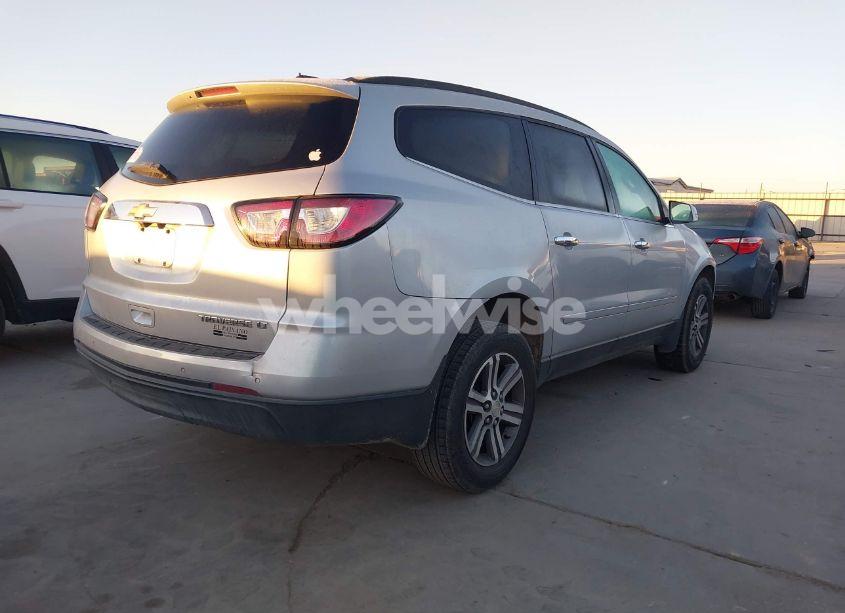 Photo 4 of 2016 Chevrolet Traverse 1LT (VIN 1GNKRGKD8GJ308472)