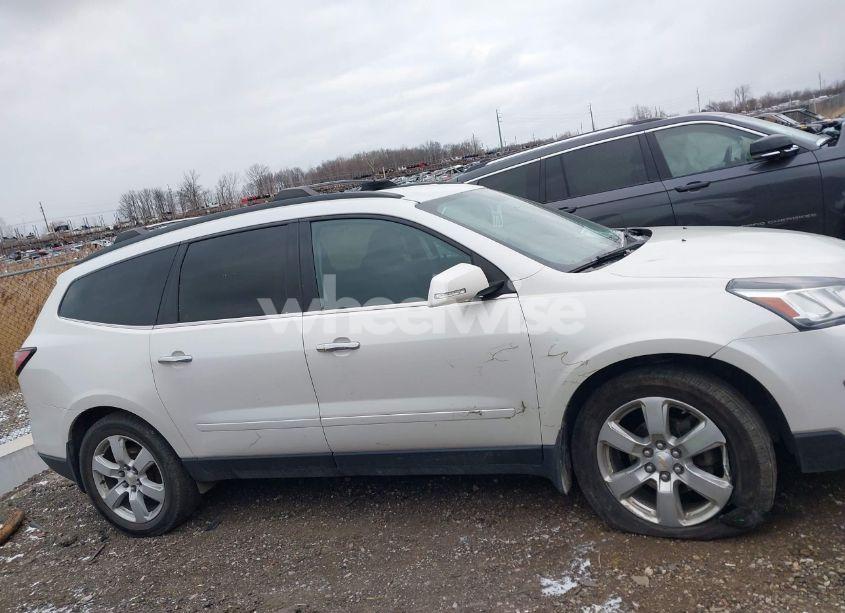 Photo 13 of 2017 Chevrolet Traverse 1LT (VIN 1GNKRGKD8HJ336838)