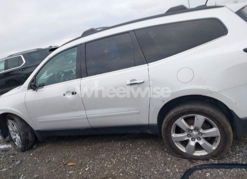 Photo 14 of 2017 Chevrolet Traverse 1LT (VIN 1GNKRGKD8HJ336838)