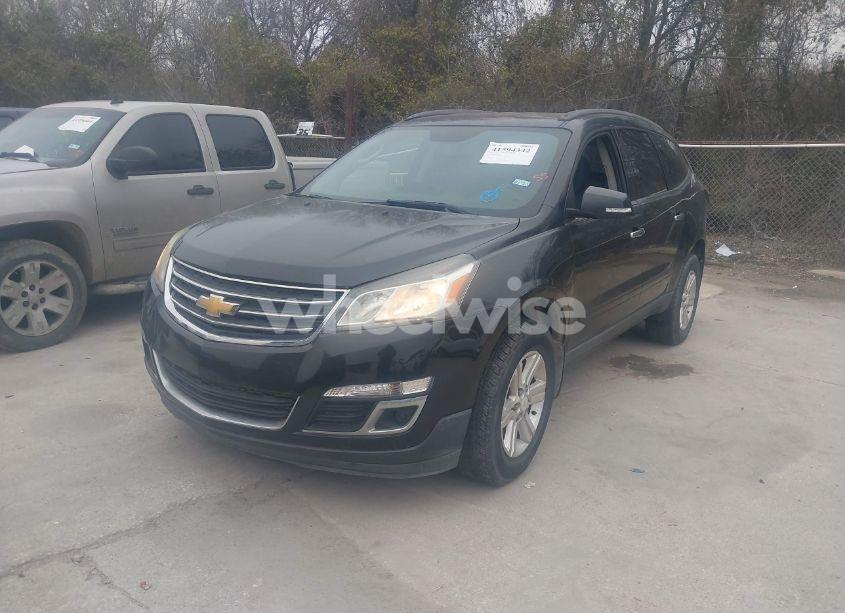 Photo 2 of 2013 Chevrolet Traverse 1LT (VIN 1GNKRGKD9DJ139610)