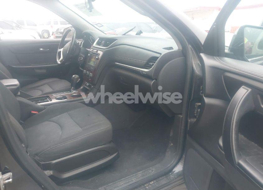 Photo 5 of 2013 Chevrolet Traverse 1LT (VIN 1GNKRGKD9DJ139610)