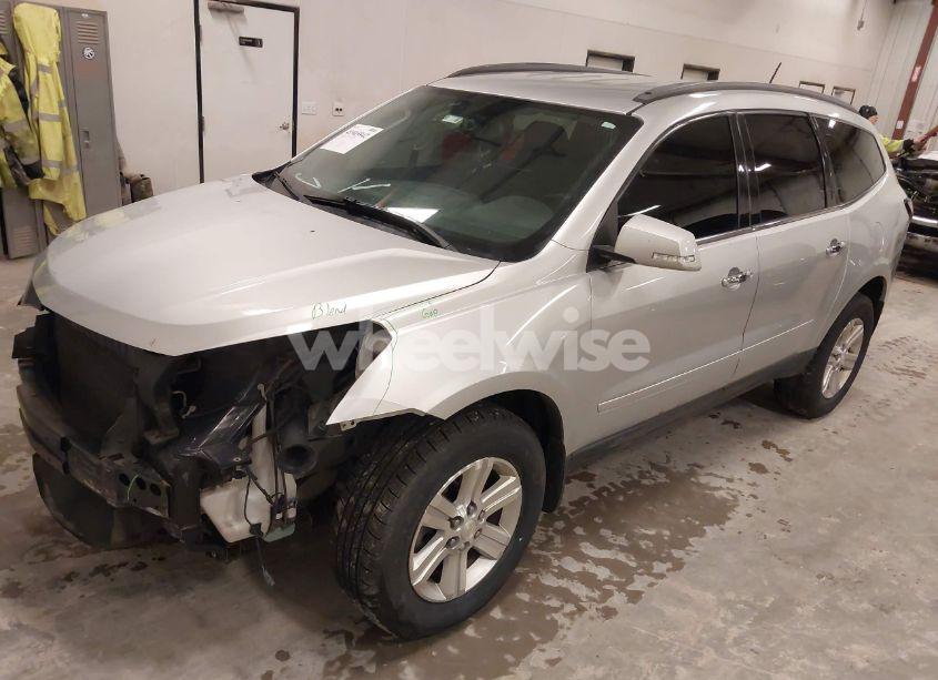 Photo 2 of 2014 Chevrolet Traverse 1LT (VIN 1GNKRGKD9EJ149541)