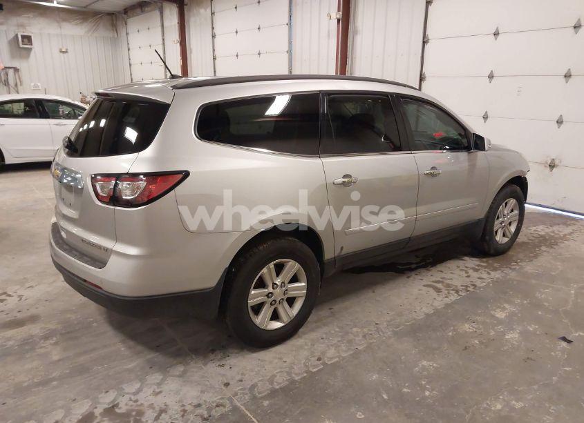 Photo 4 of 2014 Chevrolet Traverse 1LT (VIN 1GNKRGKD9EJ149541)