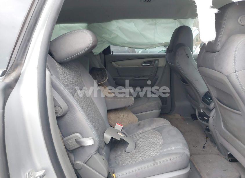 Photo 8 of 2014 Chevrolet Traverse 1LT (VIN 1GNKRGKD9EJ176979)