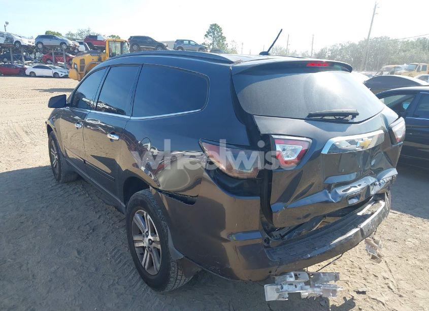 Photo 3 of 2015 Chevrolet Traverse 1LT (VIN 1GNKRGKD9FJ347053)