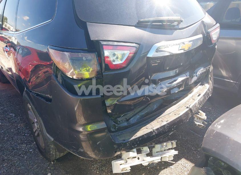 Photo 6 of 2015 Chevrolet Traverse 1LT (VIN 1GNKRGKD9FJ347053)