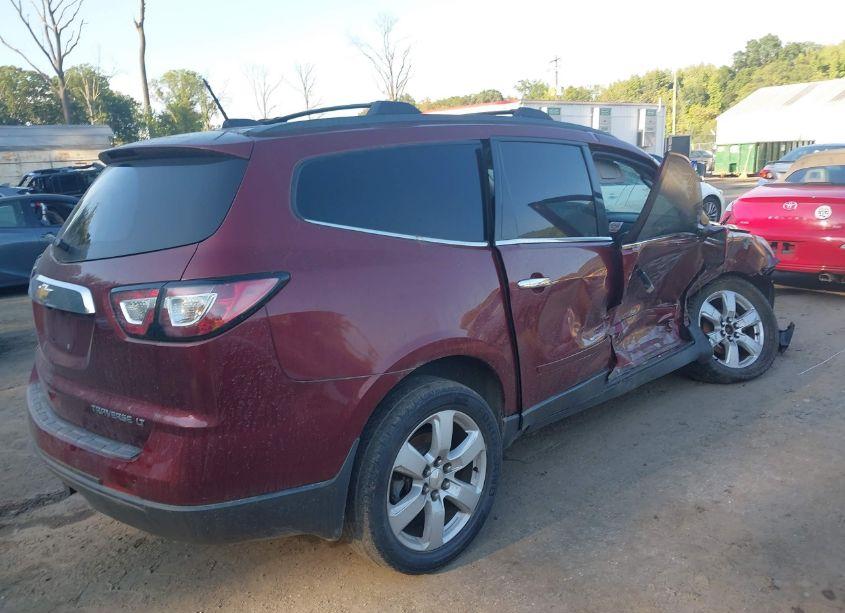 Photo 4 of 2016 Chevrolet Traverse 1LT (VIN 1GNKRGKD9GJ106661)