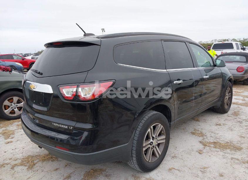 Photo 4 of 2017 Chevrolet Traverse 1LT (VIN 1GNKRGKD9HJ154694)