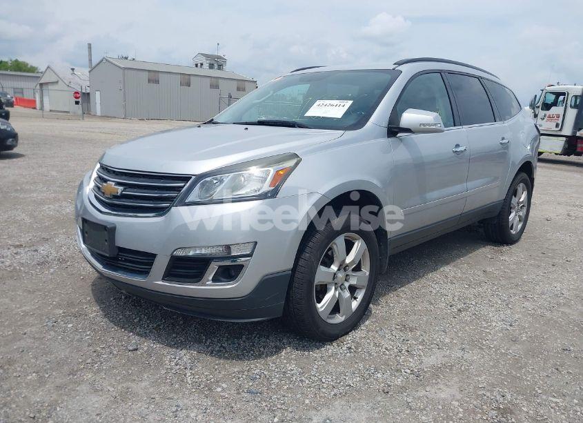 Photo 2 of 2017 Chevrolet Traverse 1LT (VIN 1GNKRGKD9HJ171592)