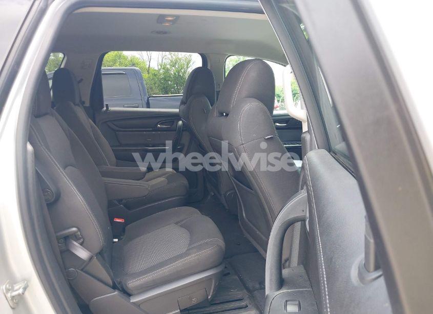 Photo 8 of 2017 Chevrolet Traverse 1LT (VIN 1GNKRGKD9HJ171592)