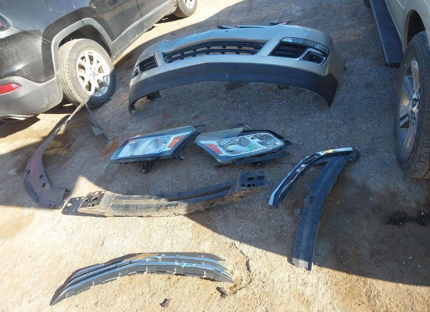 Photo 12 of 2017 Chevrolet Traverse 1LT (VIN 1GNKRGKD9HJ210052)