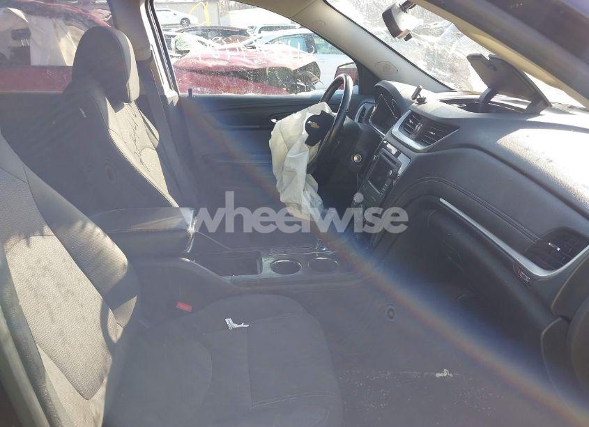 Photo 5 of 2017 Chevrolet Traverse 1LT (VIN 1GNKRGKD9HJ304044)