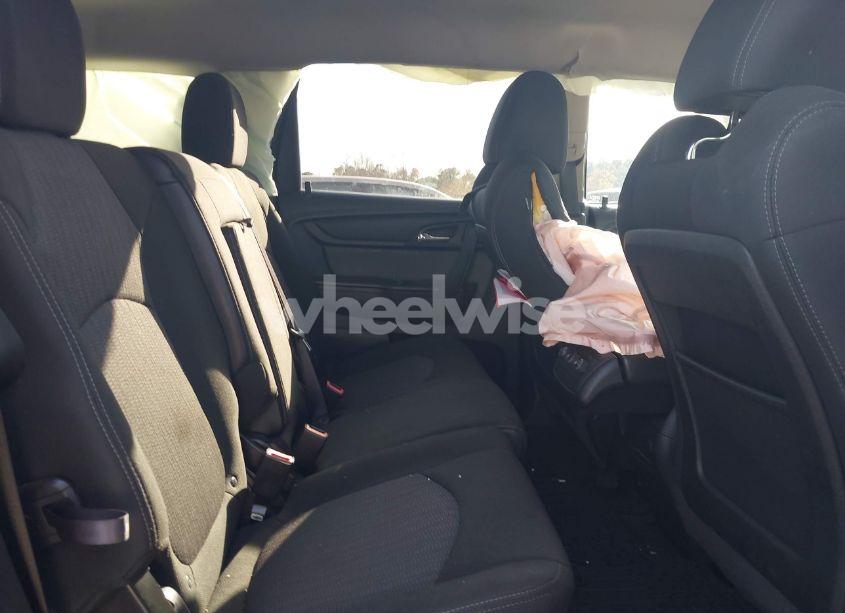 Photo 8 of 2013 Chevrolet Traverse 1LT (VIN 1GNKRGKDXDJ248352)