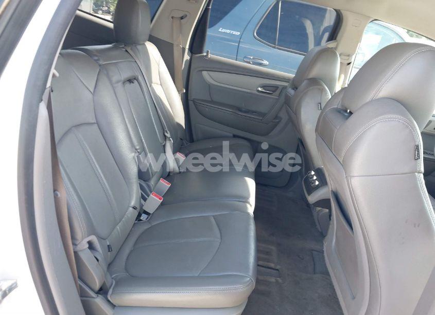 Photo 8 of 2013 Chevrolet Traverse 1LT (VIN 1GNKRGKDXDJ248903)