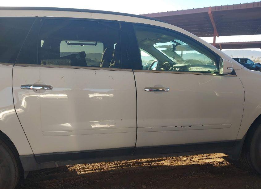 Photo 13 of 2014 Chevrolet Traverse 1LT (VIN 1GNKRGKDXEJ139858)