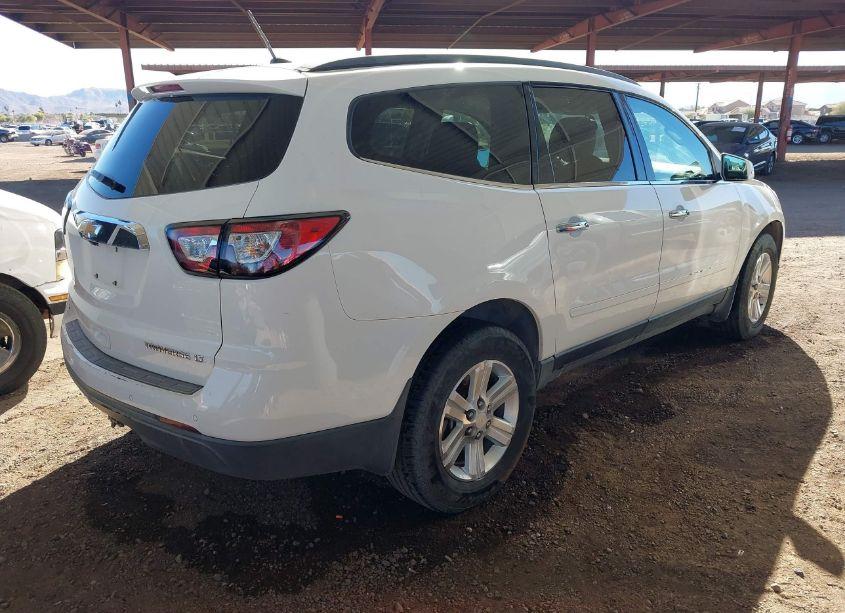 Photo 4 of 2014 Chevrolet Traverse 1LT (VIN 1GNKRGKDXEJ139858)