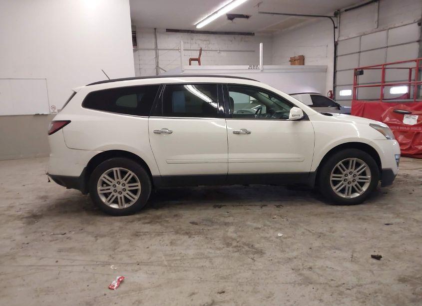 Photo 13 of 2014 Chevrolet Traverse 1LT (VIN 1GNKRGKDXEJ290859)