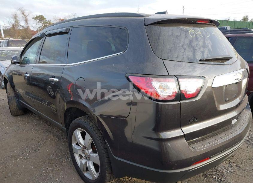 Photo 3 of 2016 Chevrolet Traverse 1LT (VIN 1GNKRGKDXGJ153262)