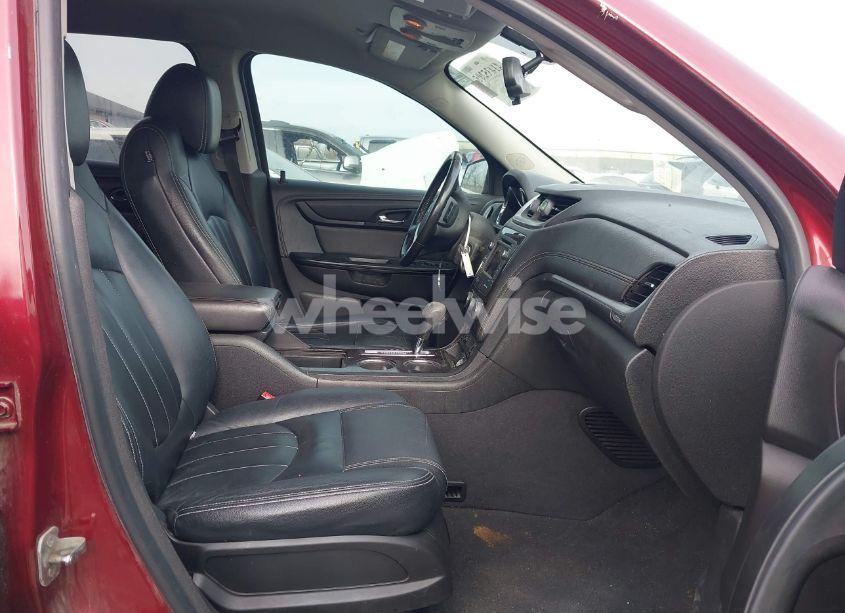 Photo 5 of 2016 Chevrolet Traverse 1LT (VIN 1GNKRGKDXGJ200449)