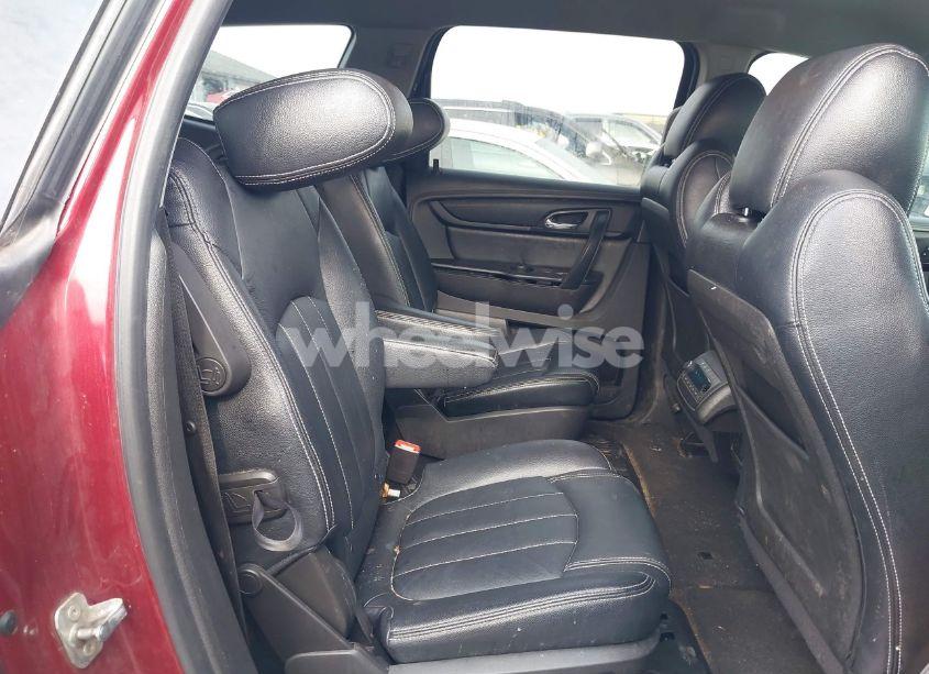 Photo 8 of 2016 Chevrolet Traverse 1LT (VIN 1GNKRGKDXGJ200449)