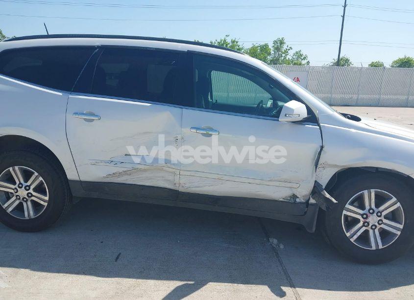 Photo 6 of 2016 Chevrolet Traverse 1LT (VIN 1GNKRGKDXGJ265625)