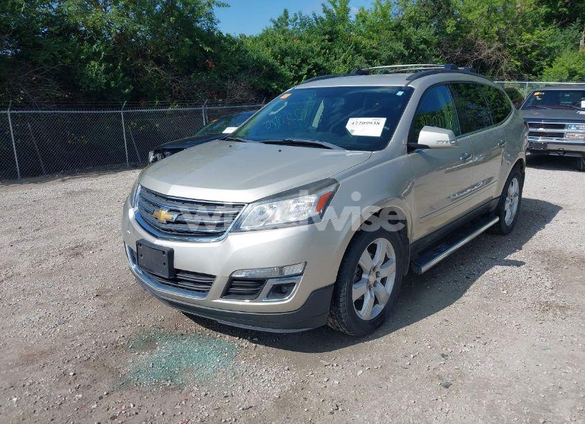 Photo 2 of 2016 Chevrolet Traverse 1LT (VIN 1GNKRGKDXGJ296003)