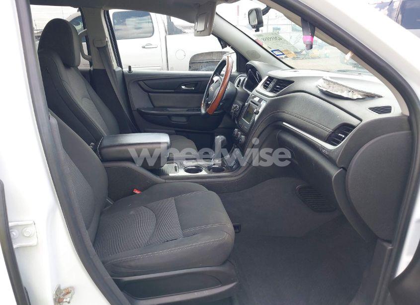 Photo 5 of 2016 Chevrolet Traverse 1LT (VIN 1GNKRGKDXGJ309316)