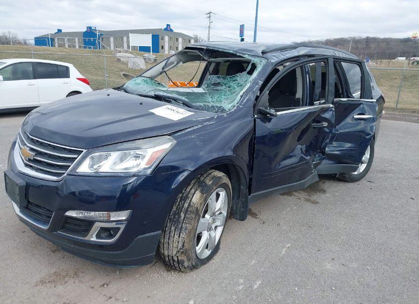 Photo 2 of 2016 Chevrolet Traverse 1LT (VIN 1GNKRGKDXGJ331445)