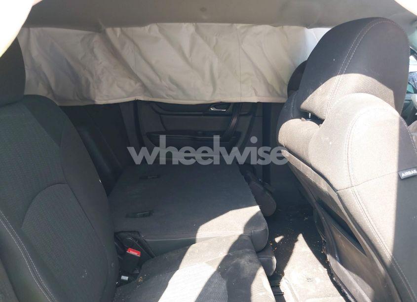 Photo 8 of 2017 Chevrolet Traverse 1LT (VIN 1GNKRGKDXHJ114401)