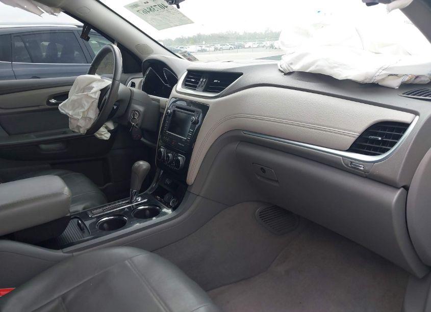 Photo 5 of 2017 Chevrolet Traverse 1LT (VIN 1GNKRGKDXHJ181287)