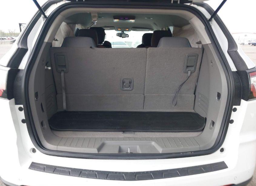 Photo 8 of 2017 Chevrolet Traverse 1LT (VIN 1GNKRGKDXHJ181287)