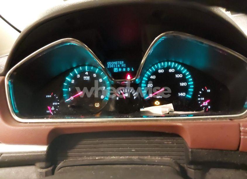 Photo 7 of 2017 Chevrolet Traverse 1LT (VIN 1GNKRGKDXHJ184531)