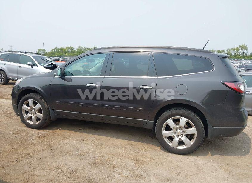 Photo 14 of 2017 Chevrolet Traverse 1LT (VIN 1GNKRGKDXHJ224512)