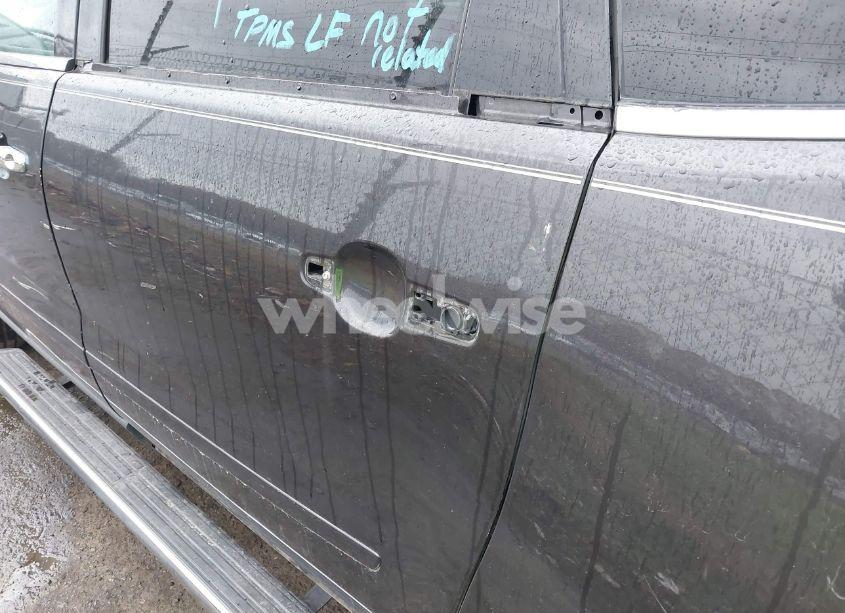 Photo 19 of 2017 Chevrolet Traverse 1LT (VIN 1GNKRGKDXHJ277436)