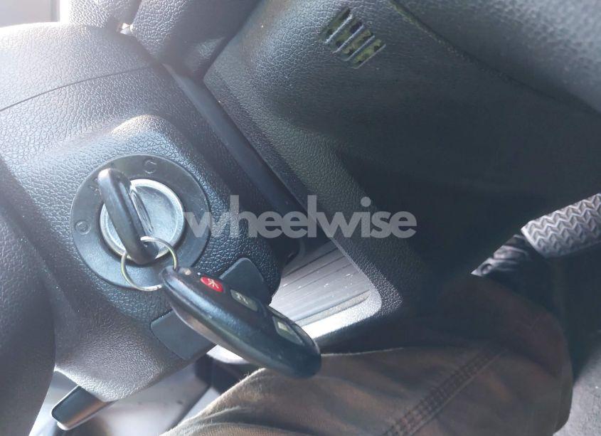 Photo 11 of 2014 Chevrolet Traverse 2LT (VIN 1GNKRHKD0EJ121861)