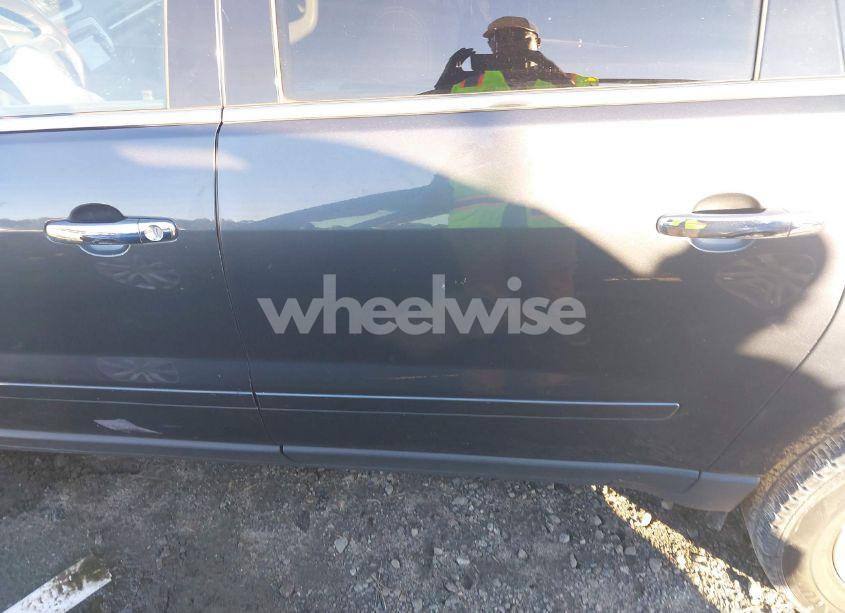 Photo 14 of 2014 Chevrolet Traverse 2LT (VIN 1GNKRHKD0EJ121861)