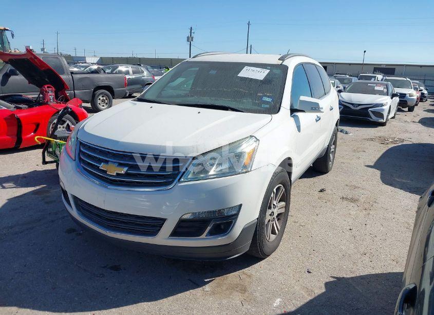 Photo 2 of 2015 Chevrolet Traverse 2LT (VIN 1GNKRHKD0FJ158250)