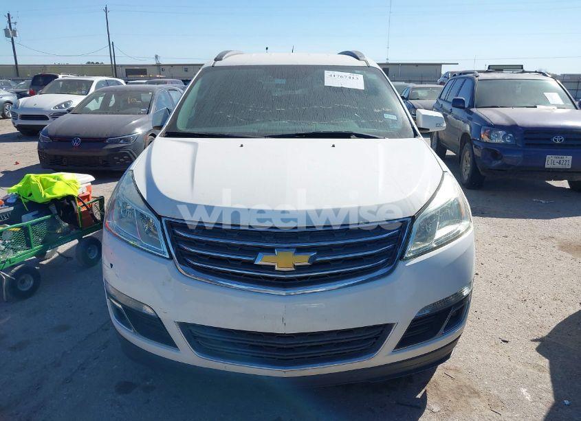 Photo 6 of 2015 Chevrolet Traverse 2LT (VIN 1GNKRHKD0FJ158250)