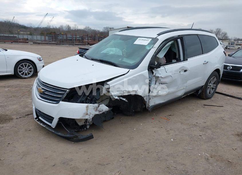 Photo 2 of 2016 Chevrolet Traverse 2LT (VIN 1GNKRHKD0GJ201762)