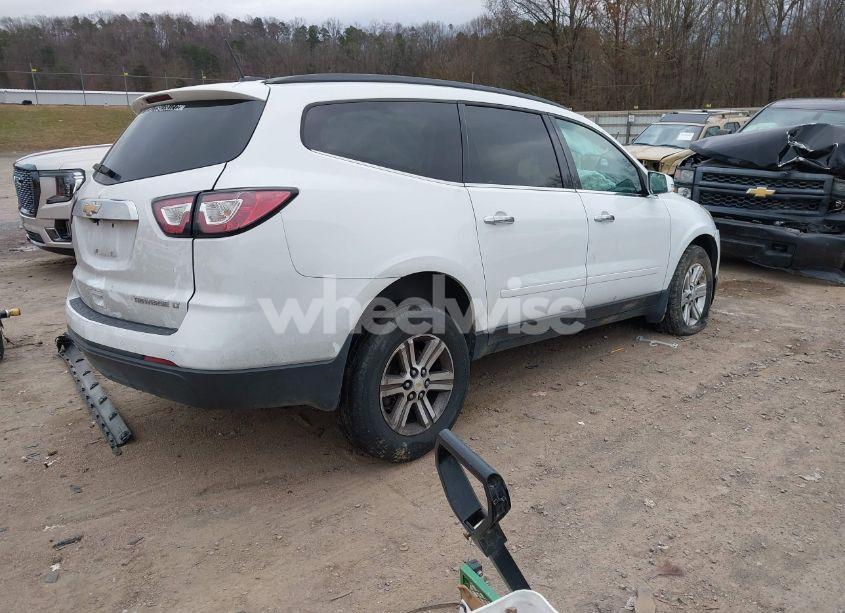 Photo 4 of 2016 Chevrolet Traverse 2LT (VIN 1GNKRHKD0GJ201762)